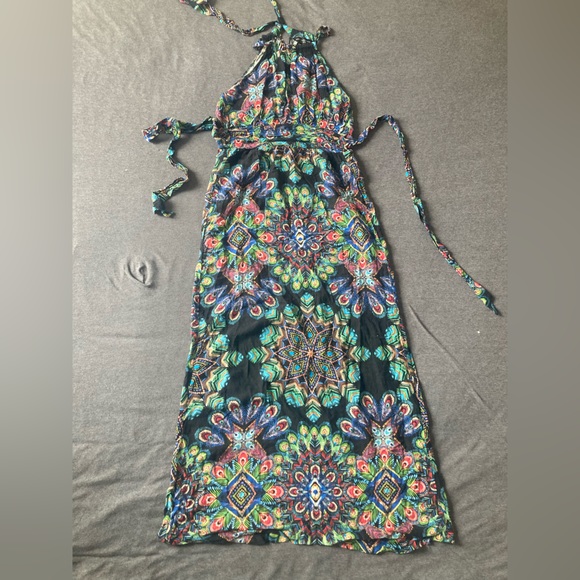 Dorothy Perkins Dresses & Skirts - 90s maxi halter neck dress in peacock print